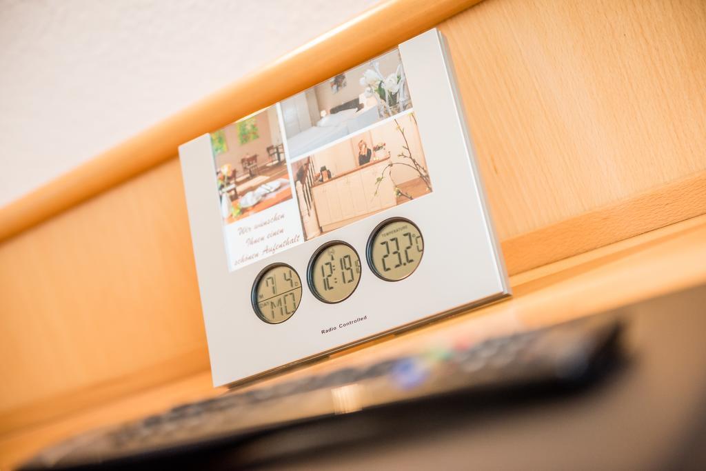 Schaefers Hotel, Self-Check-In, Cafe Und Baecker Am Hotel فيشتا المظهر الخارجي الصورة
