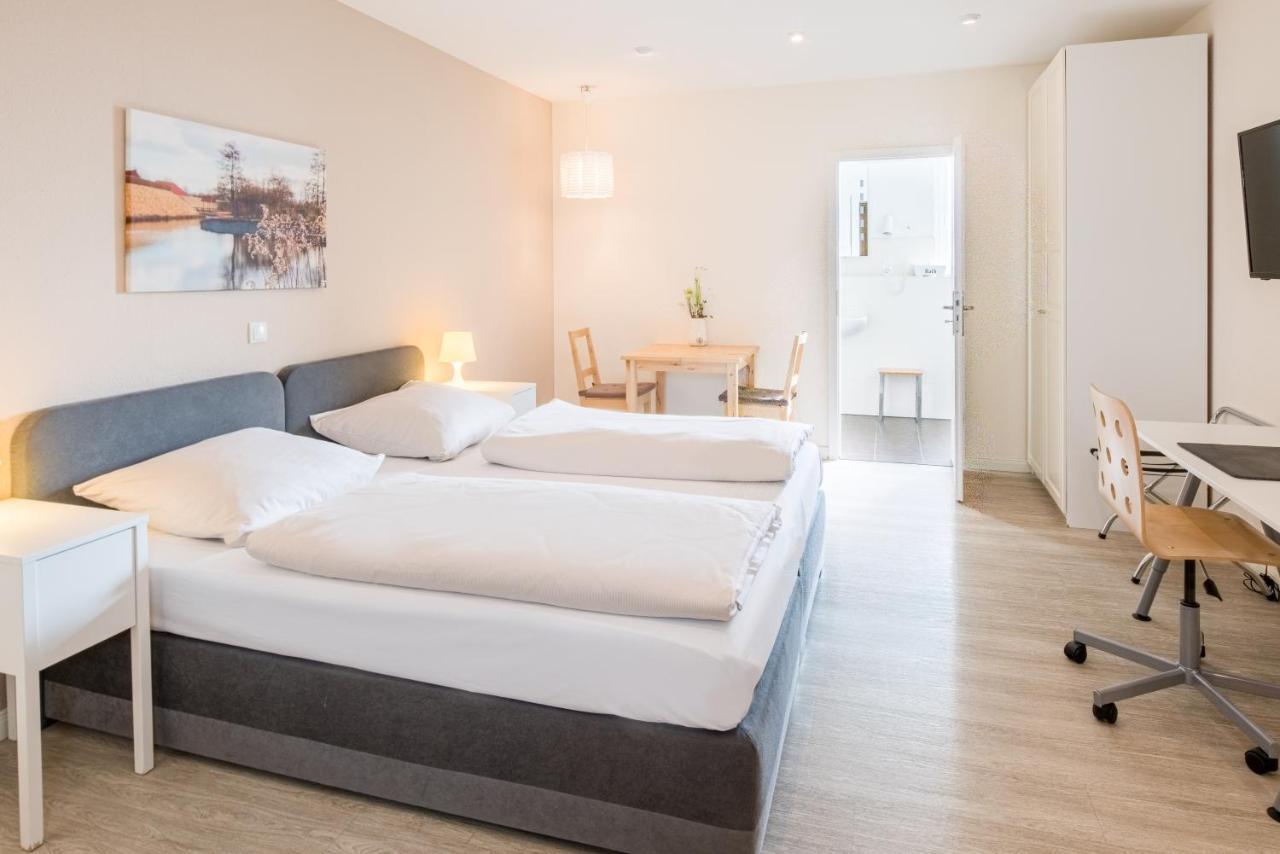 Schaefers Hotel, Self-Check-In, Cafe Und Baecker Am Hotel فيشتا المظهر الخارجي الصورة